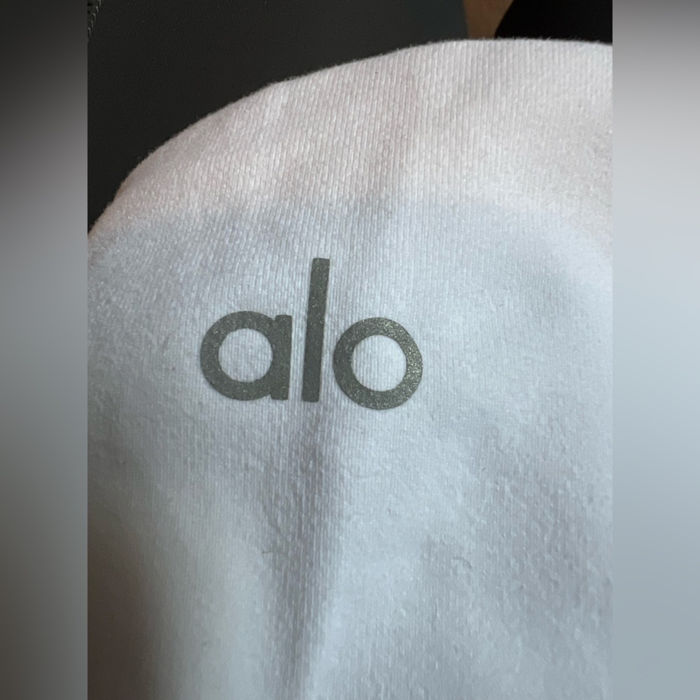 Alo yoga white cropped leggings Women’s size S - Picture 4 of 8
